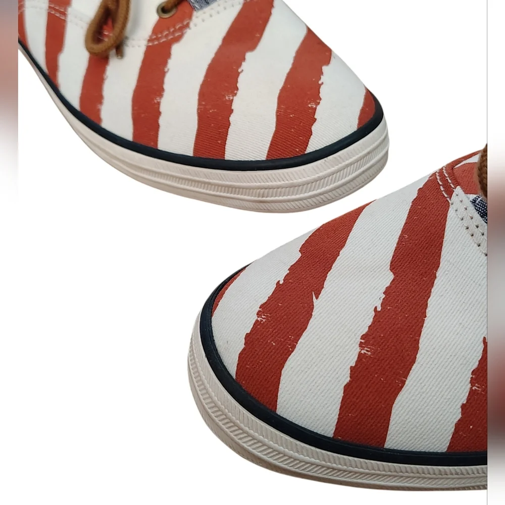 New Keds American Flag Stars Stripes Patriotic Canvas Sneakers ladies 8 1/2 NWOB